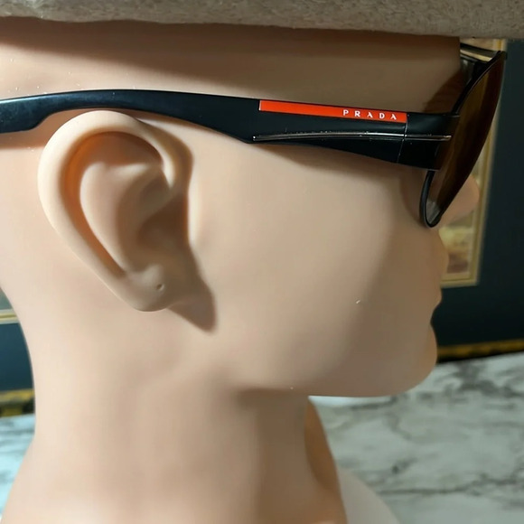 PRADA MENS/WOMENS AVIATOR SUNGLASSES WITH HARD CASE - Picture 7 of 16